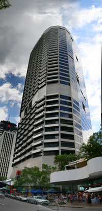 Multi-storey highrise building