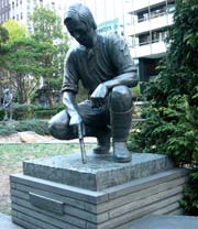 Photo of a statue of Fawkner in Melbourne.