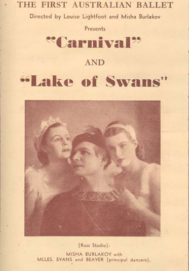 The program’s cover is dominated by a photo of three performers. A man is at the centre and a woman is leaning on each of his shoulders
