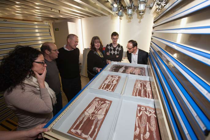 Selecting bark paintings for Old Masters