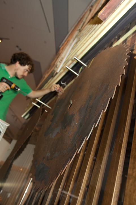Circular saw blade installation