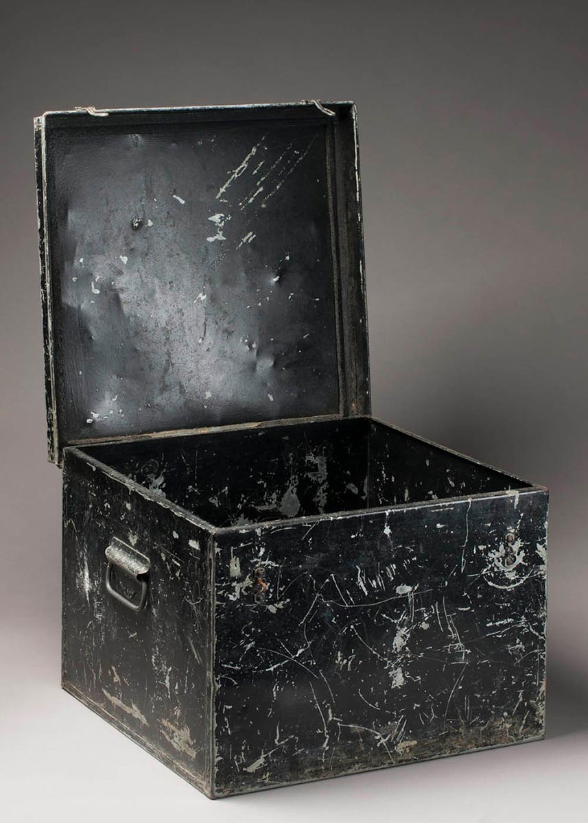 Metal box used by patrol officers in PNG - click to view larger image