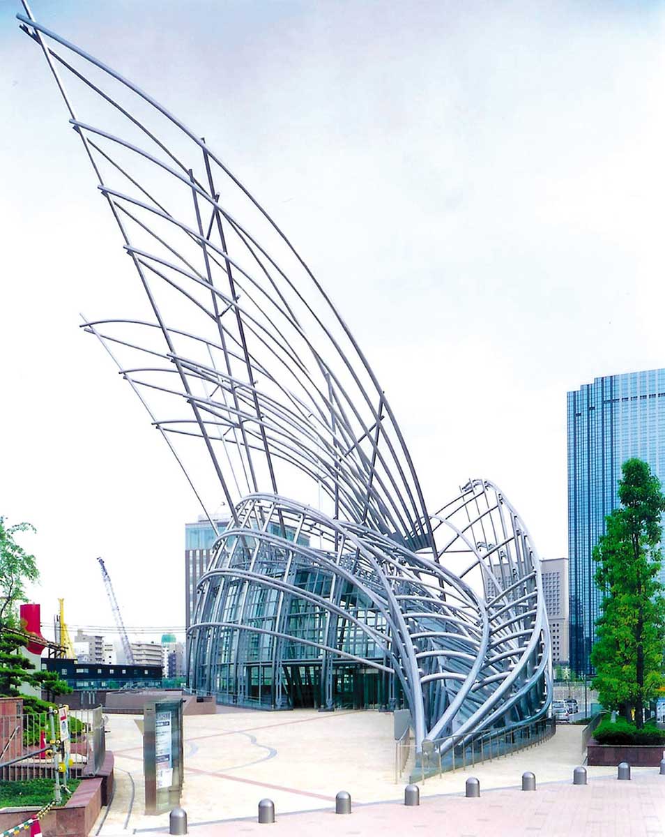National Museum of Art, Osaka. - click to view larger image
