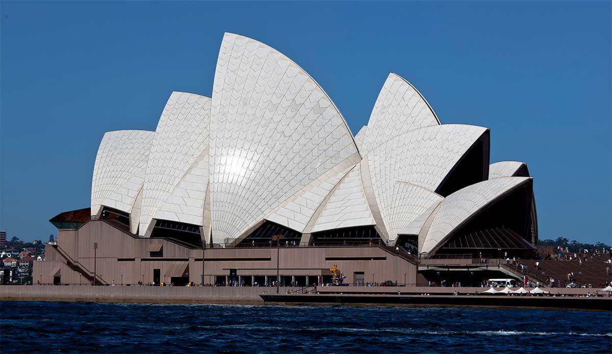 Panorama of the Sydney Opera House. - click to view larger image