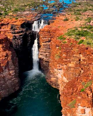 Detail of a waterfall running through a gorge.