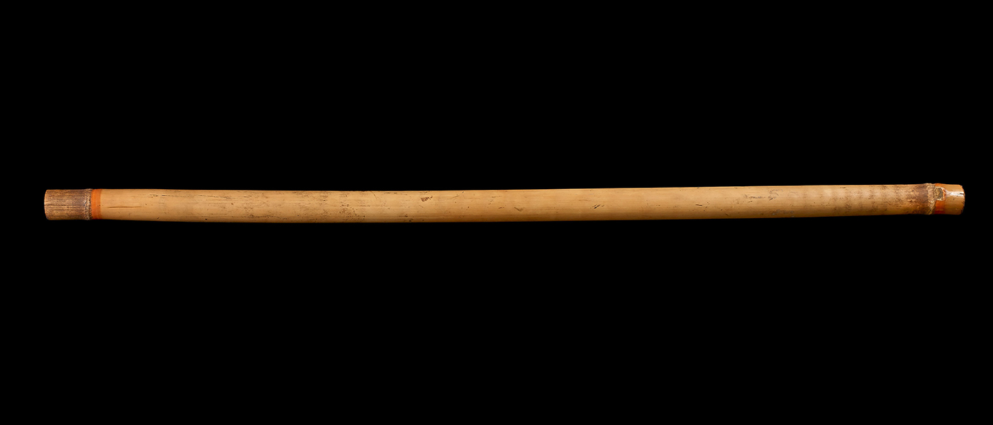A long, cyclindrical musical instrument.