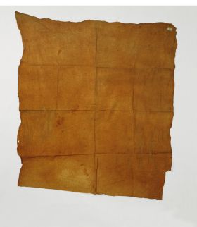 Thin single-layered barkcloth, dyed an uneven, reddish-brown