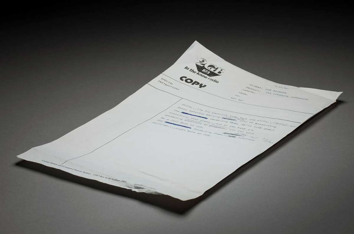2GB radio run sheets notated by Ivy Lovric - click to view larger image