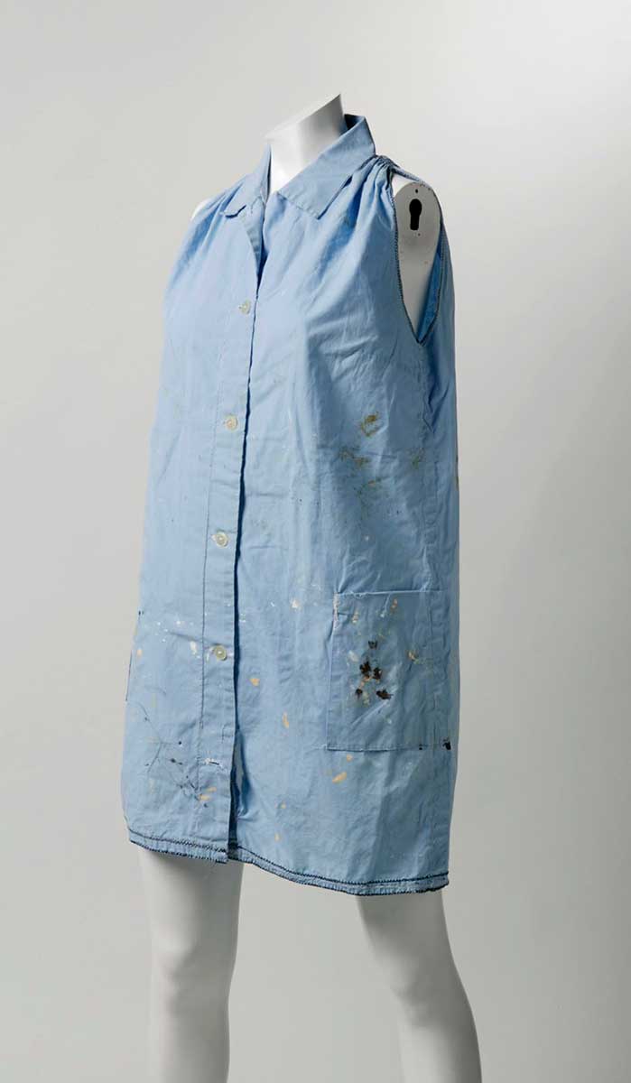 Pale blue prison smock. - click to view larger image