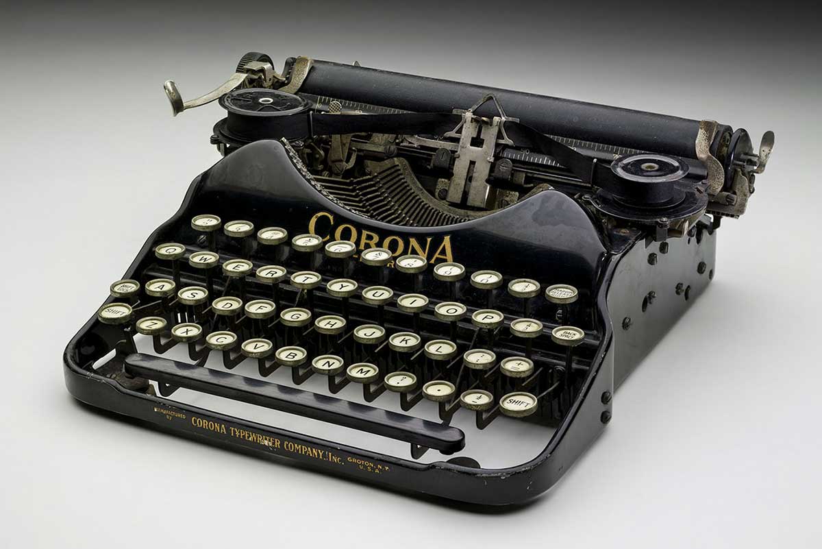 Black typewriter.