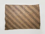 Mat features alternating light brown and unpatterned, and dark brown patterned diagonals.
