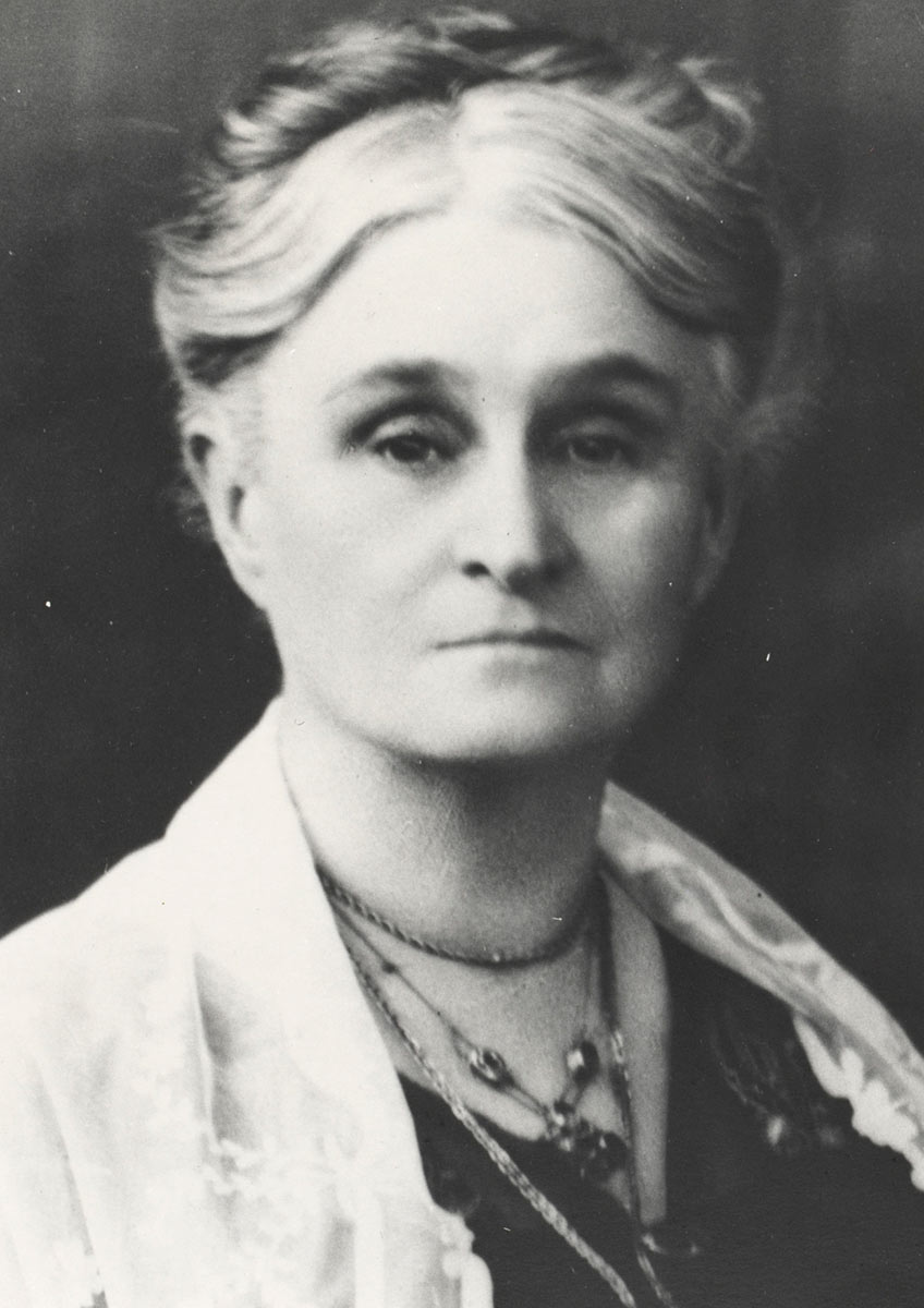 Black and white portrait of a woman. - click to view larger image