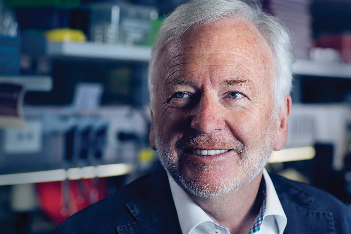 Professor Perry F Bartlett FAA, neuroscientist, Queensland. - click to view larger image