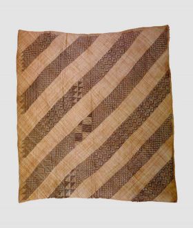 Mat made of dark and light plaited leaf strips interwoven in different ways to form patterns in the dark diagonals.
