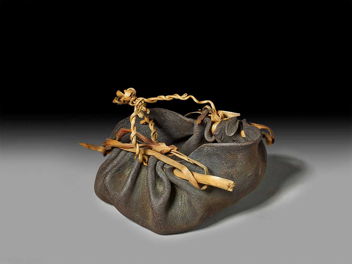 Model of a kelp water carrier. - click to view larger image