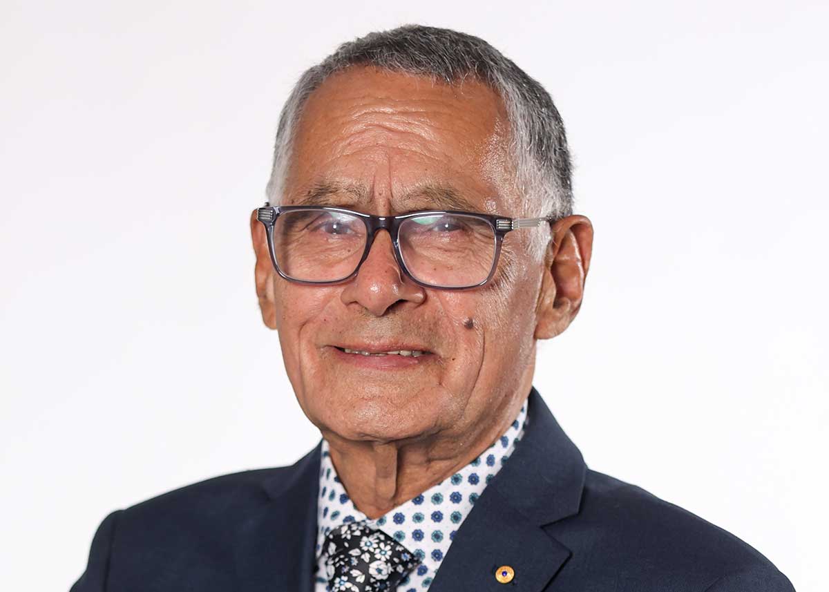 Portrait of Dr Colin Dillon. - click to view larger image