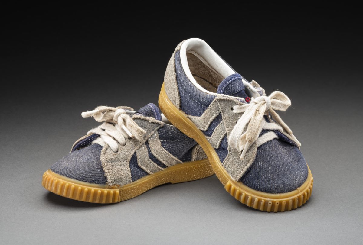 Photo of a pair of children’s shoes - click to view larger image