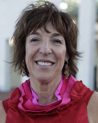 Photograph of Ronni Kahn.