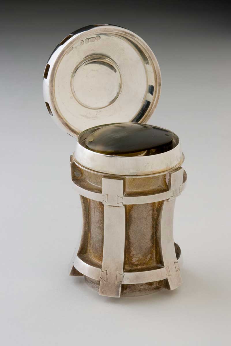Silver case and small magnifying glass, mounted in tortoiseshell. - click to view larger image